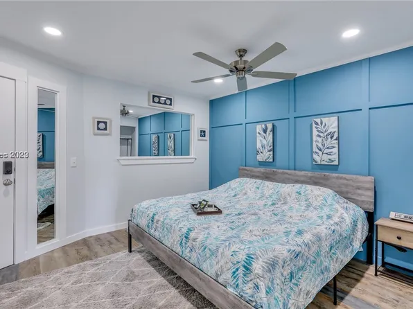 40 Folly Field Rd APT C217, Hilton Head Island, SC 29928