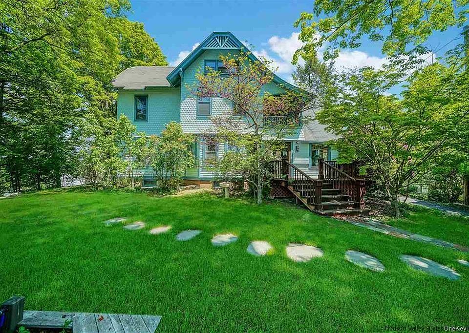 1st image of 20 Church St