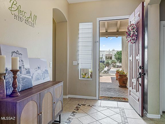 5th image of 520 E Via Puente Lindo