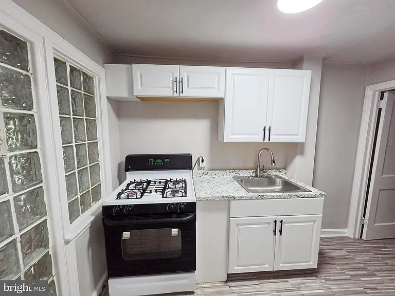 6653 Perry Ave — Photo 6