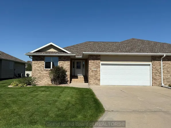 344 Redwood Rd, Grand Island, NE 68803