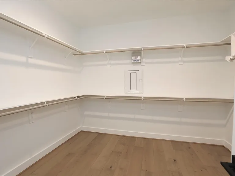 804 Aurora St — Photo 17