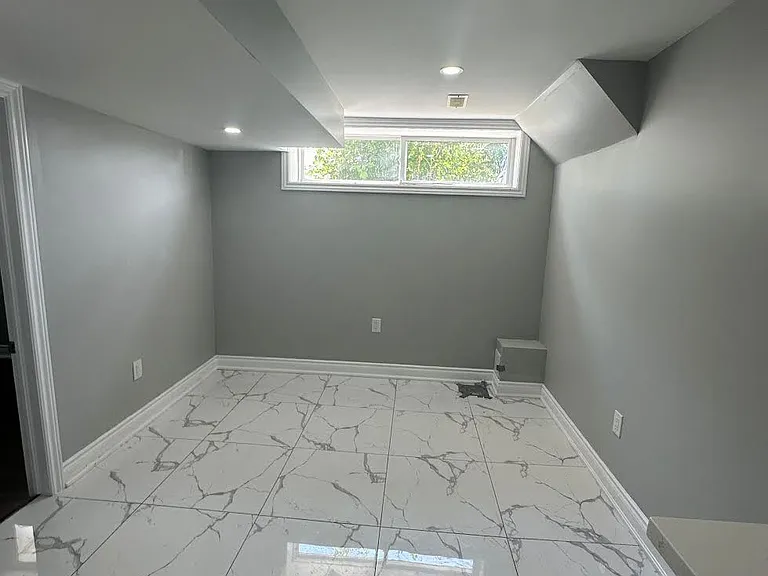 19 Benstrow Ave — Photo 11