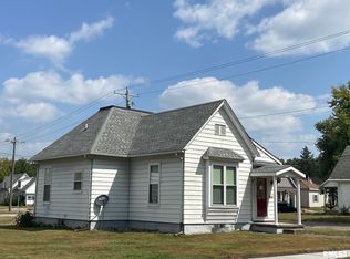 701 W Rich St, Taylorville, IL 62568