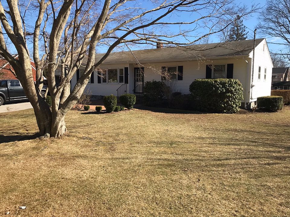 1st image of 9 W Thomas St