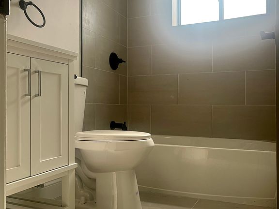 5th image of 18 Signor St #12