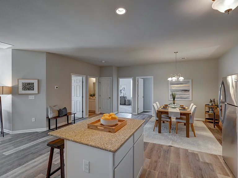 745 Gene Dr — Photo 3