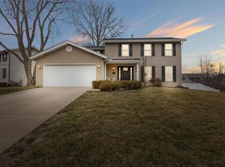 105 Tara Ridge Ct, Ballwin, MO 63021