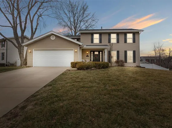 105 Tara Ridge Ct, Ballwin, MO 63021