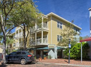 9158 SW 51st Rd APT J301, Gainesville, FL 32608