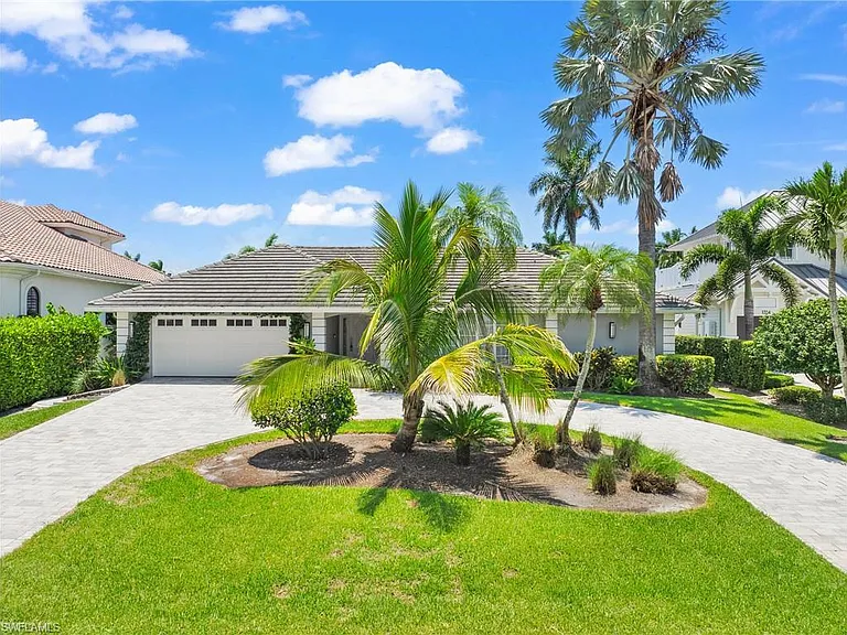 1320 Marlin Dr — Photo 2