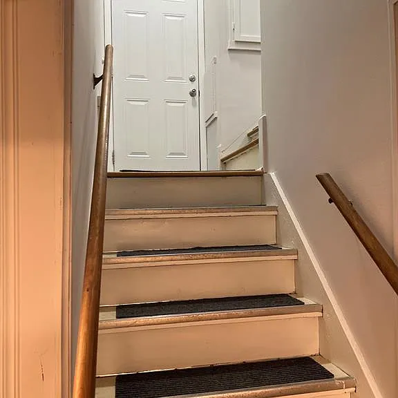 310 Albany St — Photo 27