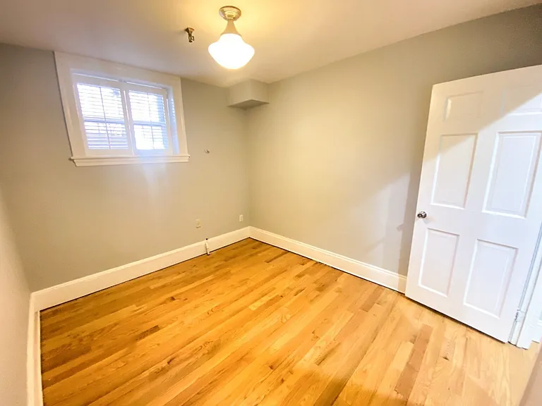 239 Commonwealth Ave #12 — Photo 8