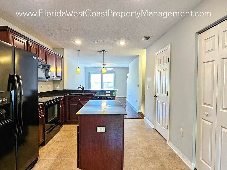9015 White Sage Loop — Photo 10