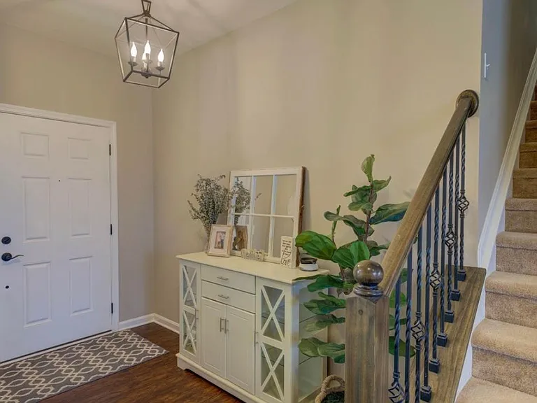 11916 Trottingham Cir — Photo 6