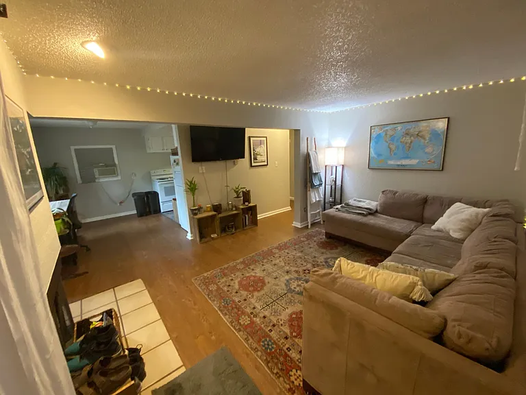 1370 Estes St #101 — Photo 2