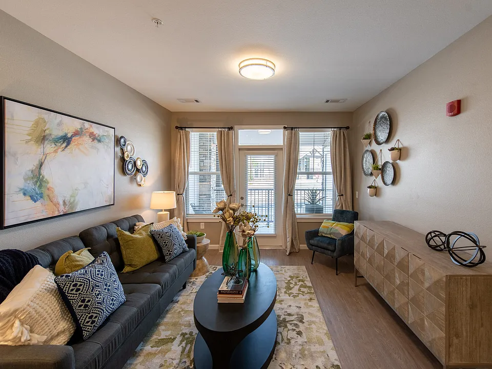 Gateway Place | Greeley, CO Apartments