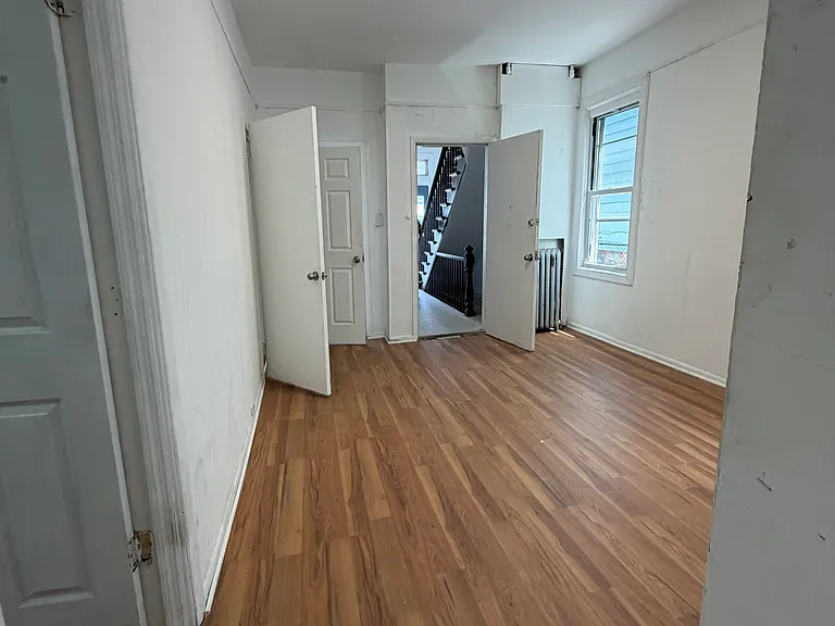 78 Maple St — Photo 4