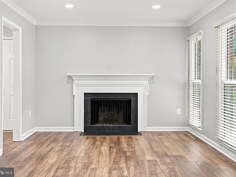 11414 Bronzedale Dr — Photo 7