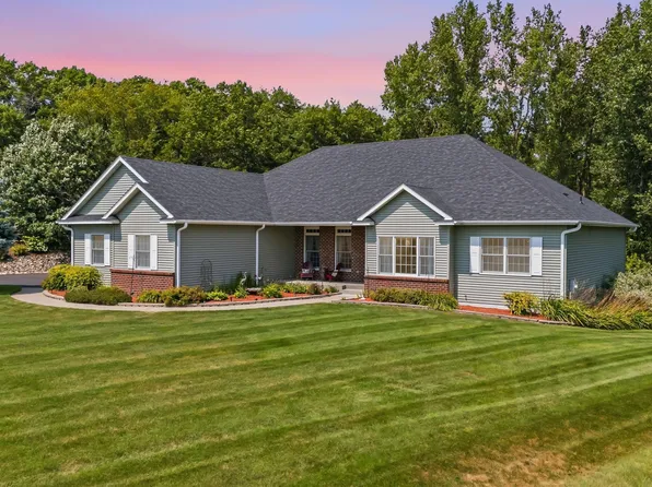 967 176th St, Hammond, WI 54015