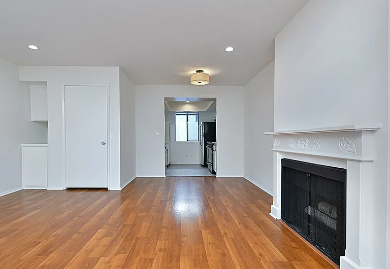 4235 Whitsett Ave #105 — Photo 6