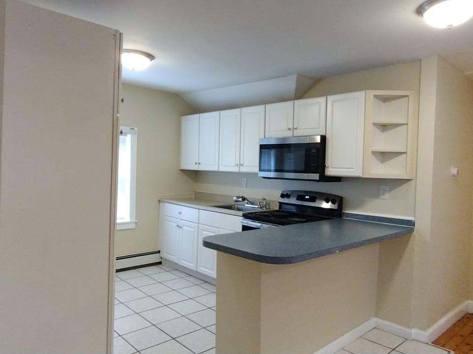 12 Fairview Ave West Warwick RI Zillow