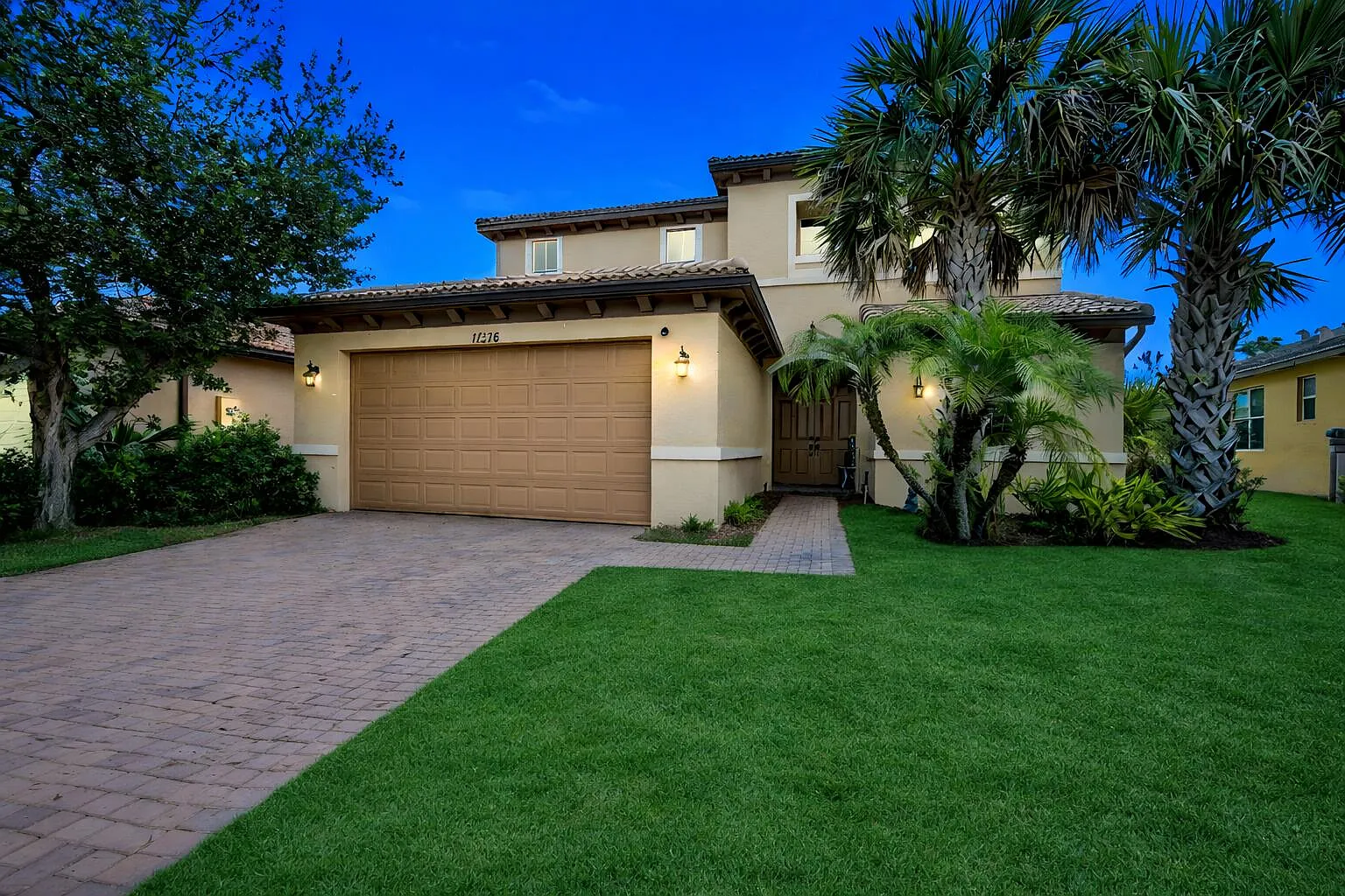 4 bed, 2.5 bath, 2886 sqft, $3,600 — Photo 1