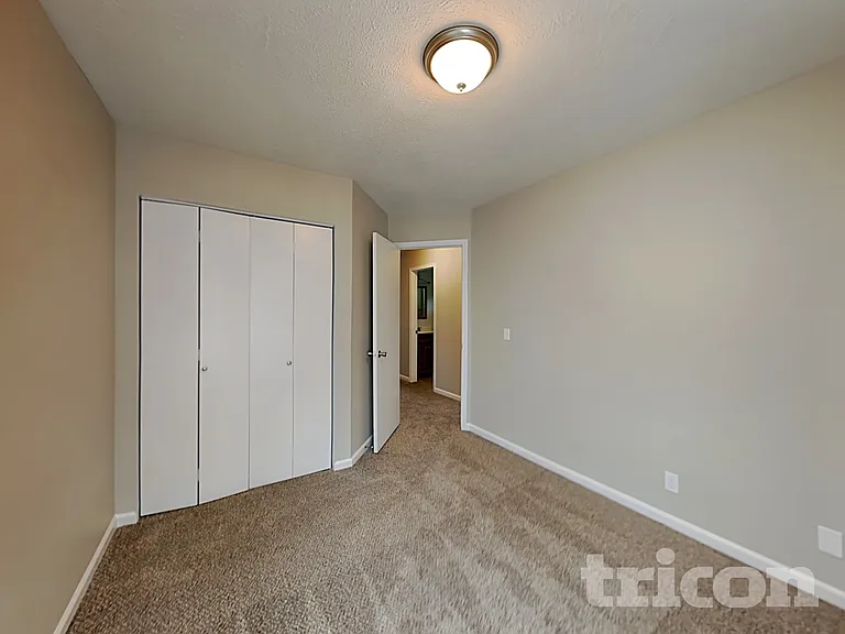 5713 Briarwick Ct — Photo 8