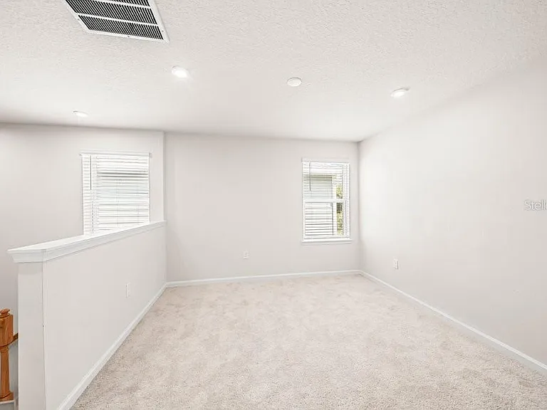 181 Tower Ct — Photo 19