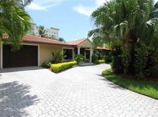 3380 NE 164th St, North Miami Beach, FL 33160