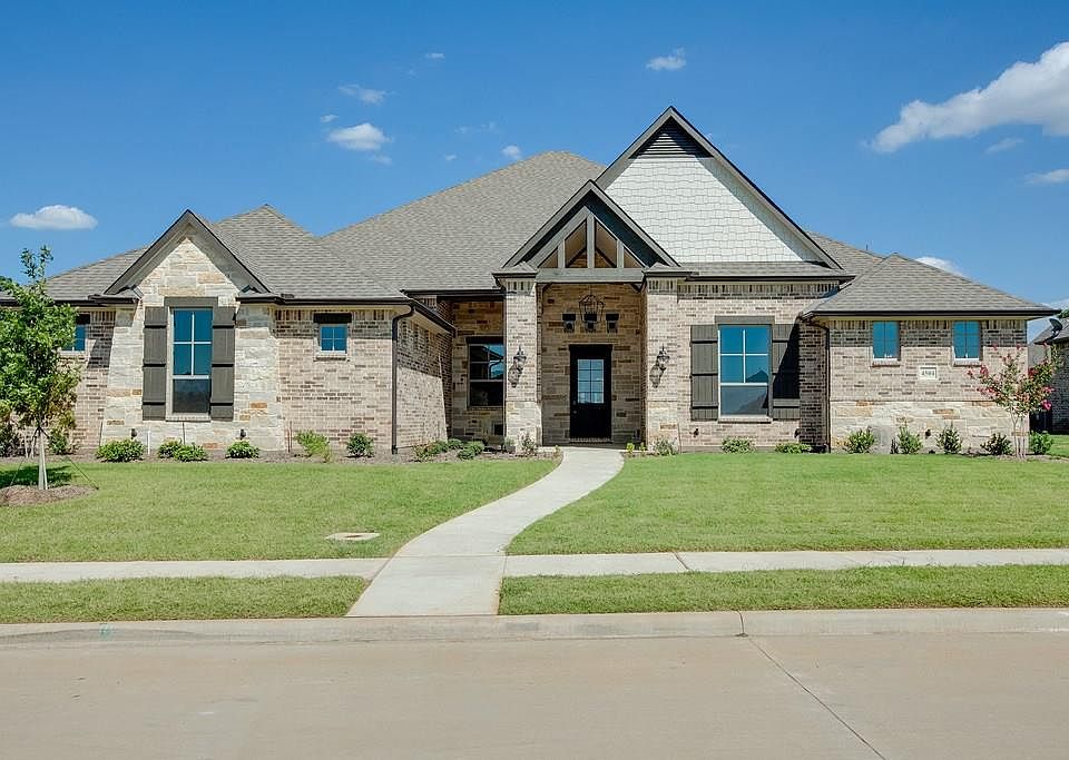 1st image of 4504 Saddlewood Dr