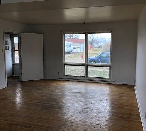 4th image of 366 Pine St #C