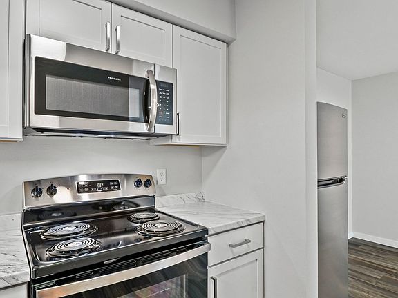 2nd image of 121 Berkley Rd #1