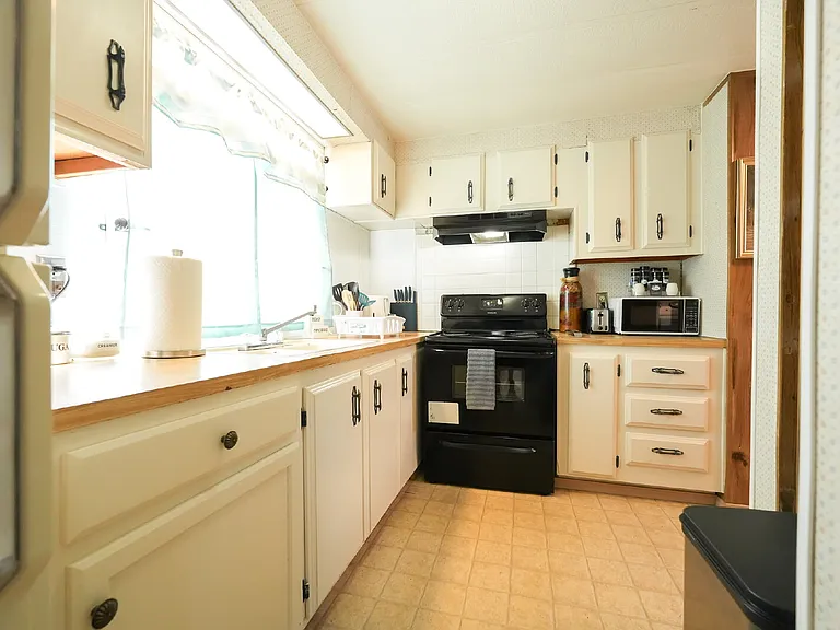 5880 Old Kirtland Hwy #3 — Photo 10