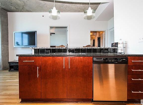 4th image of 210 N Church St #2709