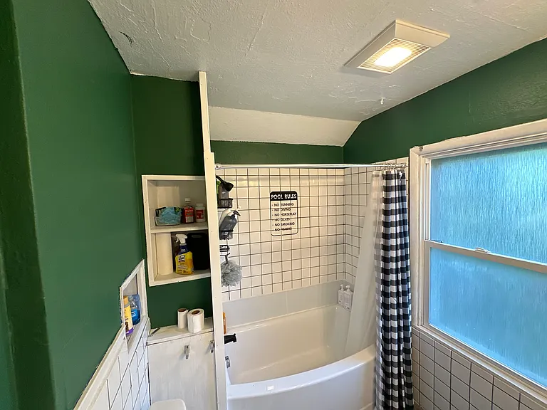 2312 Knapp St — Photo 16