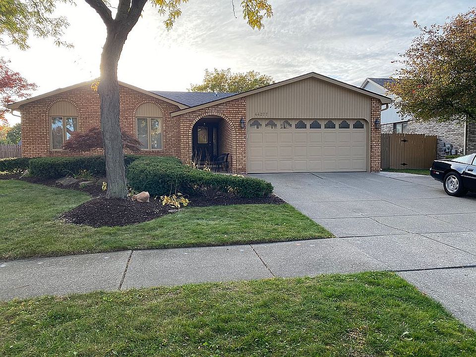 1st image of 44277 Pentwater Dr