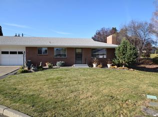 408 N 39th Ave, Yakima, WA 98902