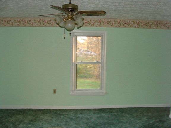 5th image of 320 Virginia Ave