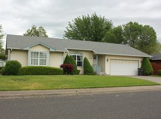 1149 SE Edgemont Pl, College Place, WA 99324