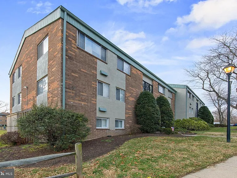 350 Gatewater Ct #A — Photo 30