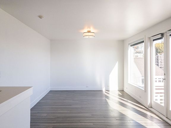 4th image of 77 Bulkley Ave #17