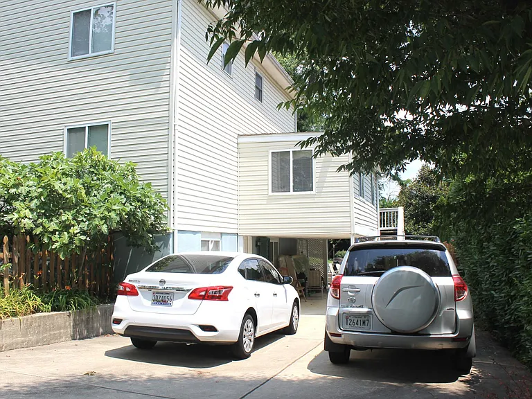 120 Mount Vernon Pl — Photo 11
