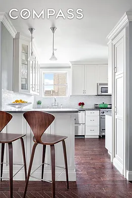 Sold by Compass | media 18