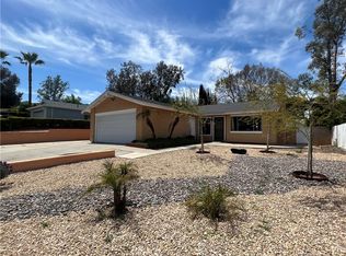 2340 McNeil Cir, Corona, CA 92882