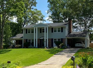 9005 Cherrytree Dr, Alexandria, VA 22309