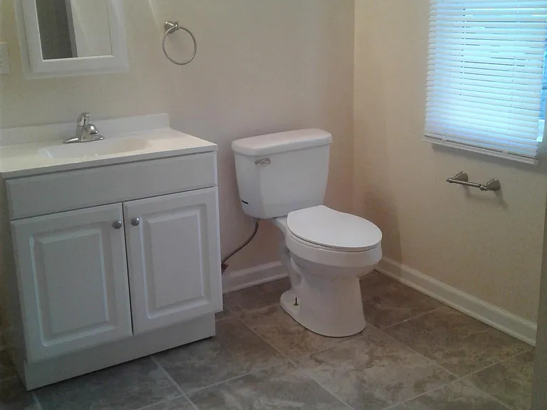 1726 Cottage Ave — Photo 13