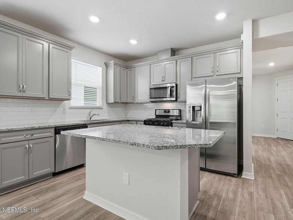 1st image of 97 BROADHAVEN Drive
