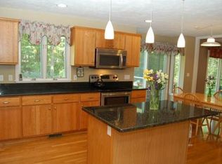 17 Colella Farm Rd, Hopkinton, MA 01748