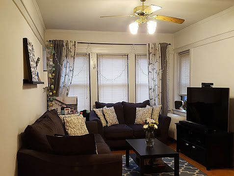 2nd image of 1450 W Cornelia Ave #1
